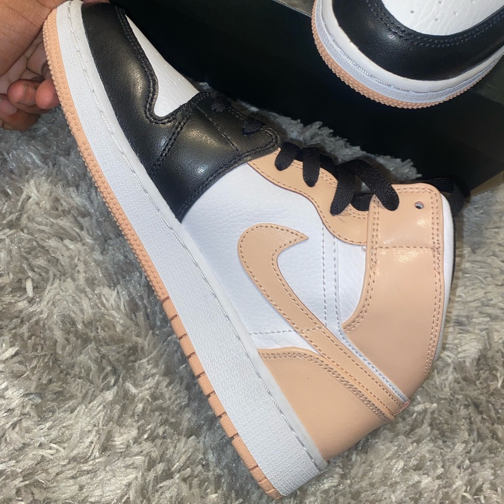 High top Jordan’s